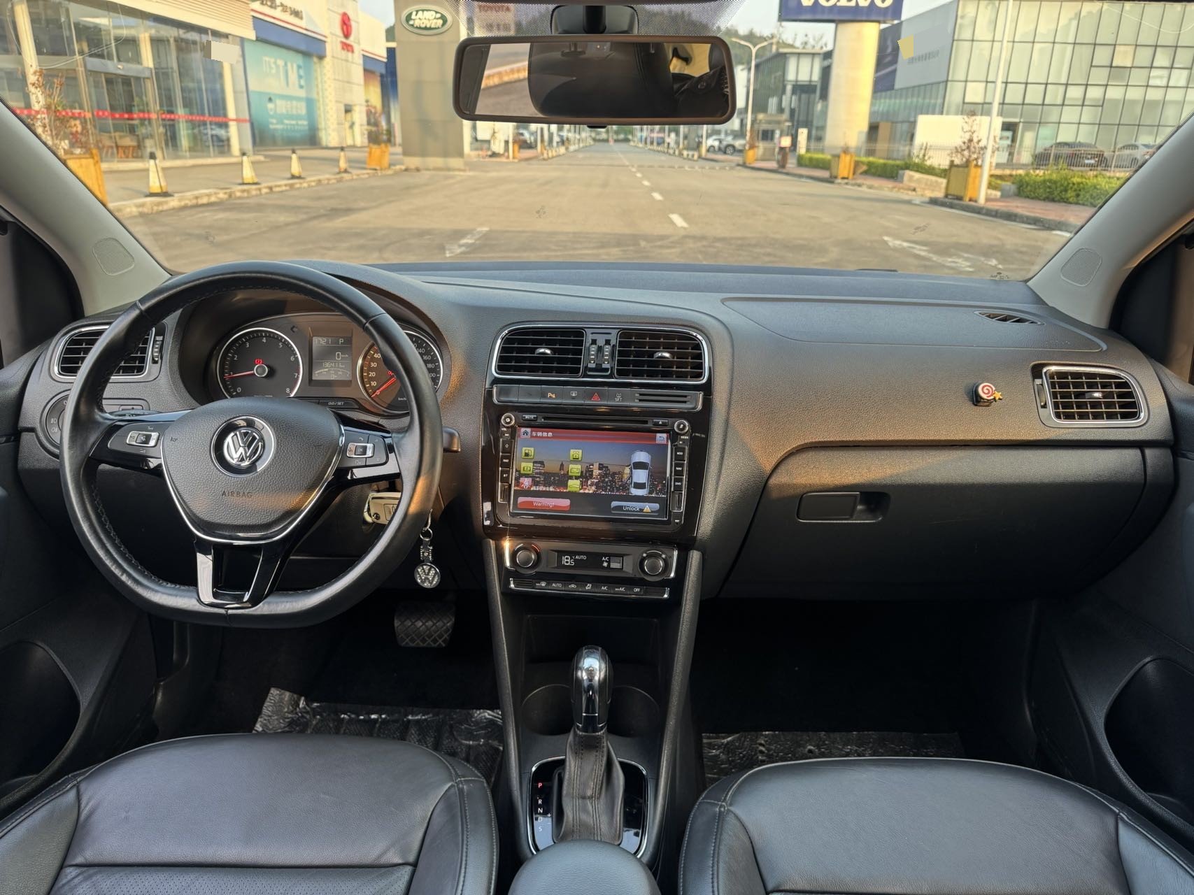 Volkswagen Polo 2015 #5 Volkswagen Polo 2015 car image #5