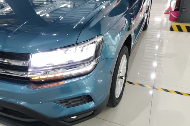 Volkswagen Tharu 2019 car image #22
