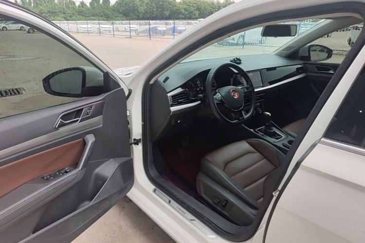 Volkswagen Lavida 2020 car image #16
