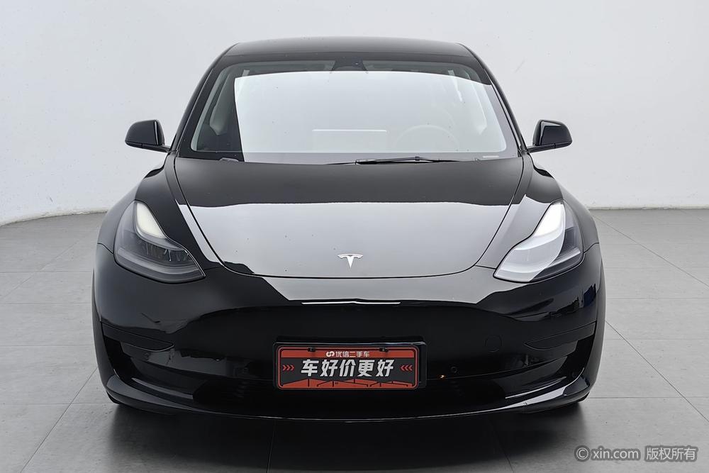 Tesla Model 3 2022 car image #2