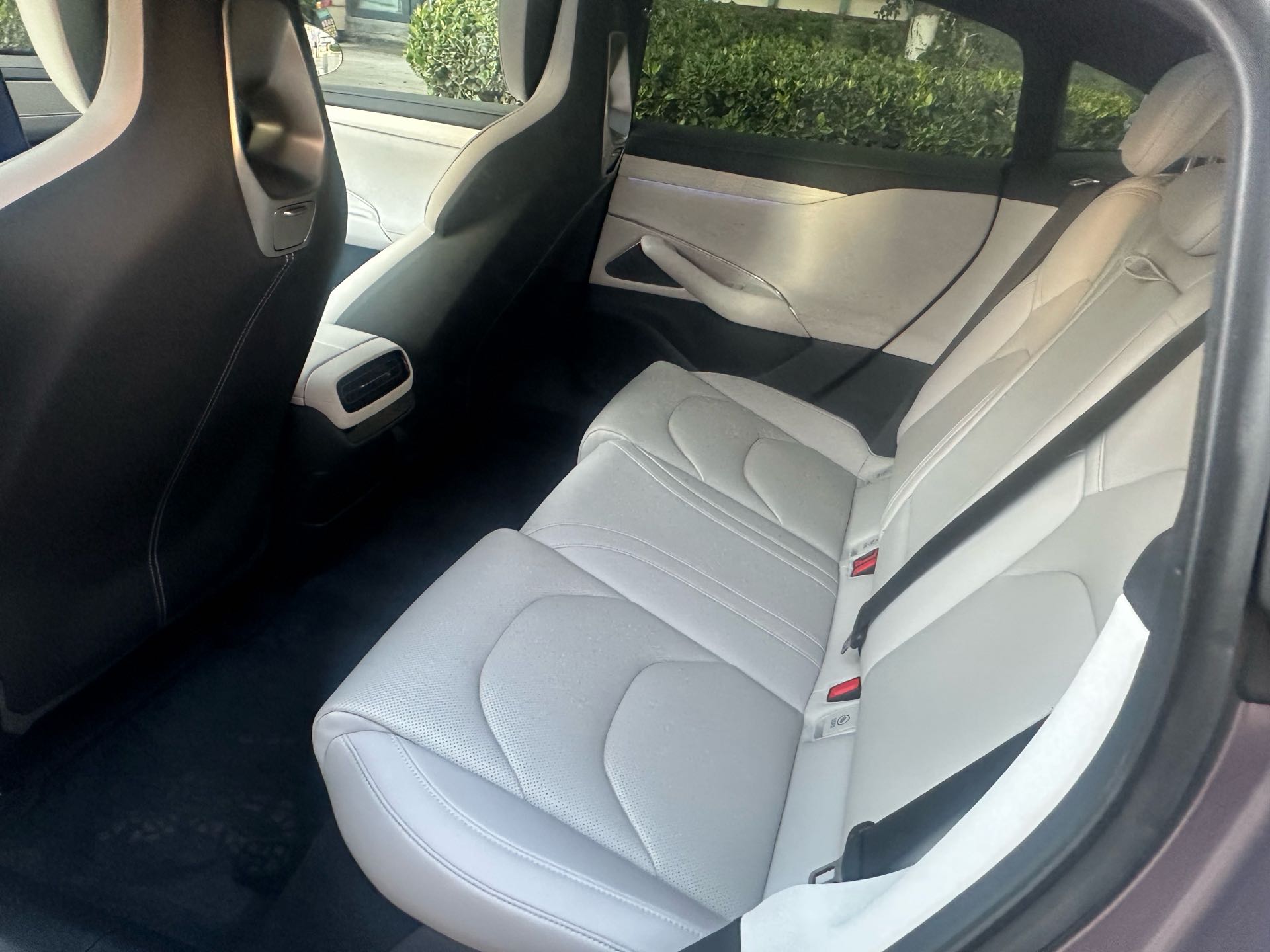 2025 car image #4