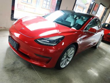 Tesla Model 3 2020 car image 