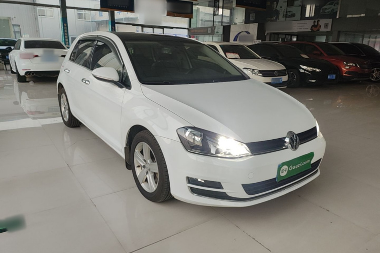 Volkswagen Golf 2015 car image #4