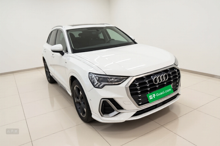 Audi Q3 2023 immagine di auto #4