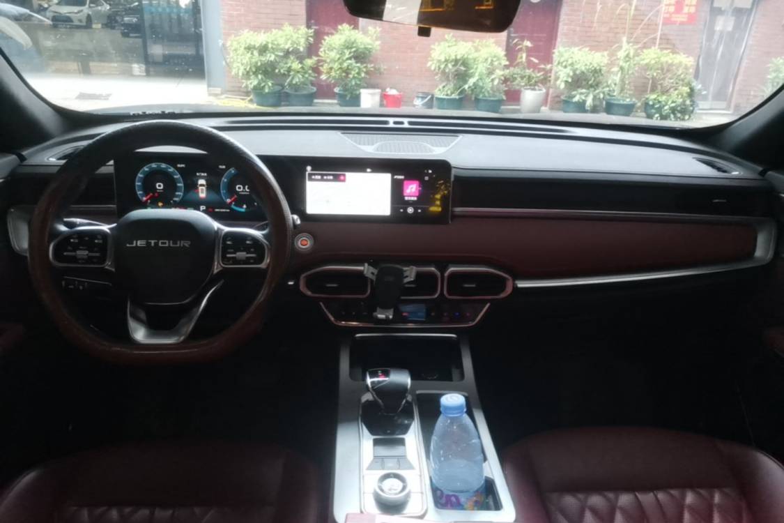 Jetour X70 PLUS 2024 #10 Jetour X70 PLUS 2024 car image #10