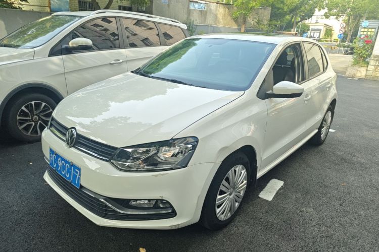 Volkswagen Polo 2016 car image #2