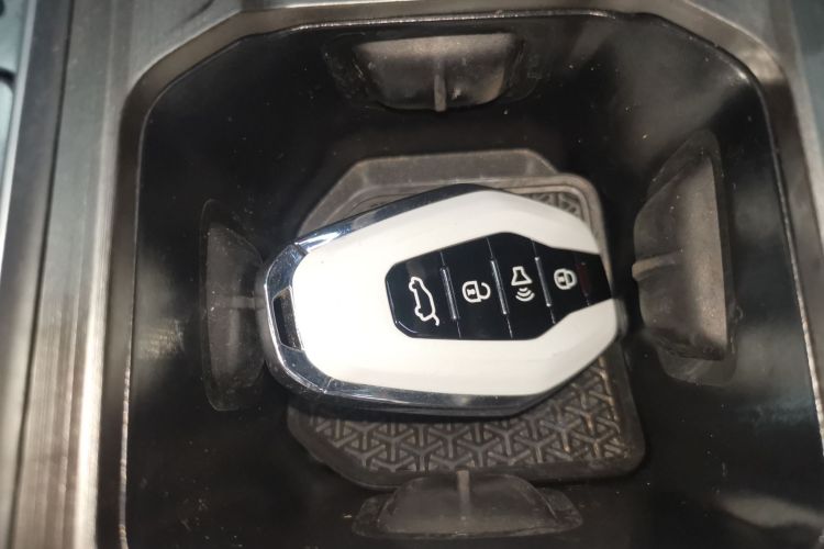 Jetour X70 PLUS 2025 car image #14