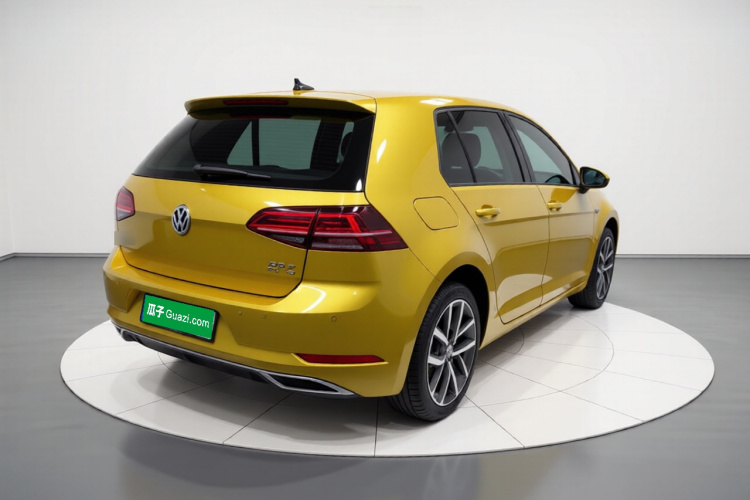 Volkswagen Golf 2019 imagen de coche #5