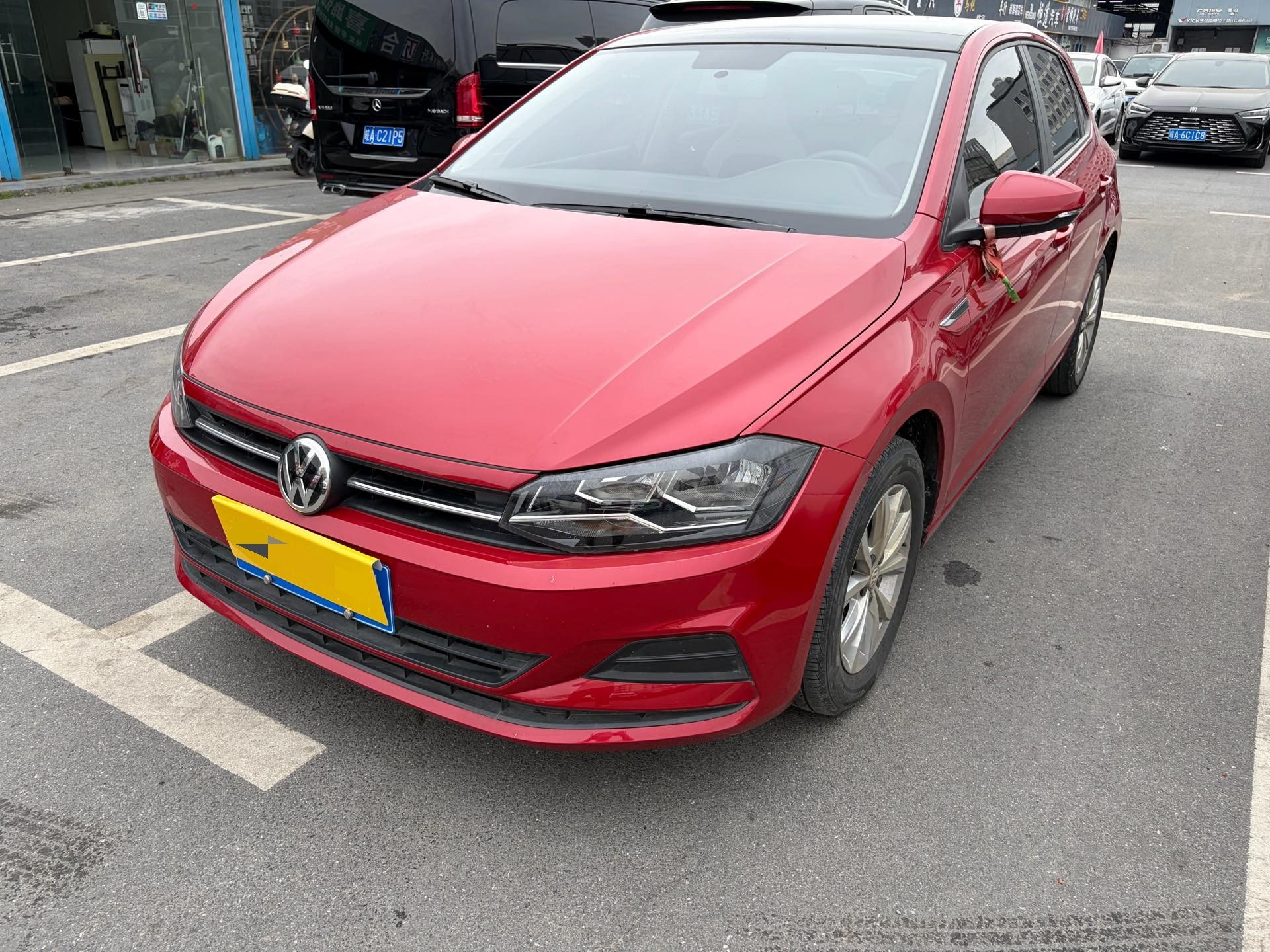 Volkswagen Polo 2020 car image 