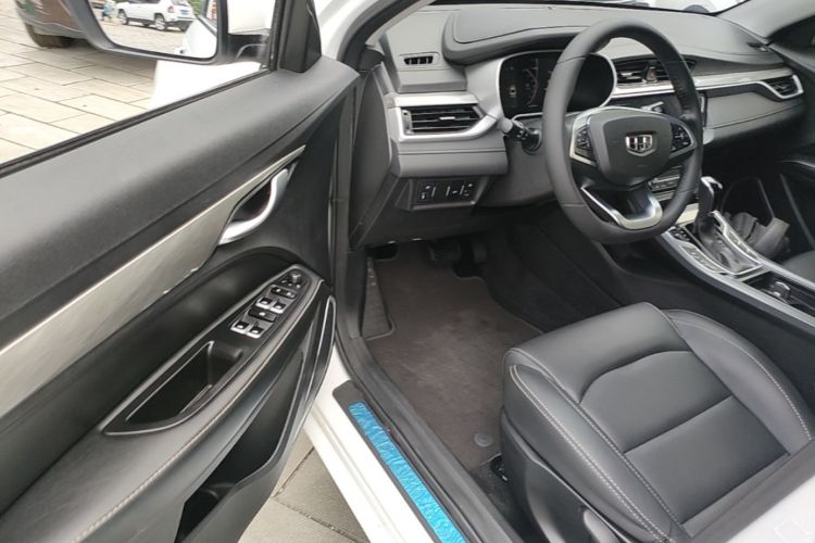 GEELY Emgrand 2020 car image #16