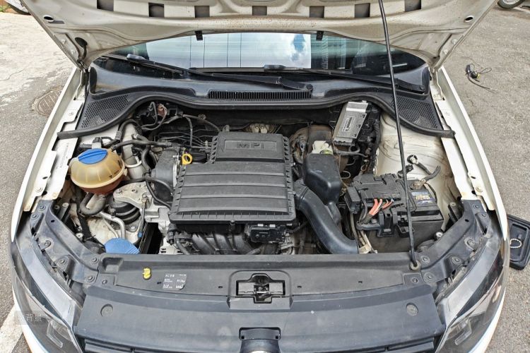 Volkswagen Polo 2016 #22 Volkswagen Polo 2016 car image #22