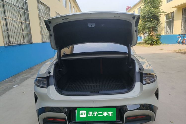 MI SU7 2024 car image #19