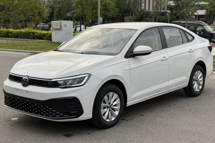 Volkswagen Lavida 2026 car image #2