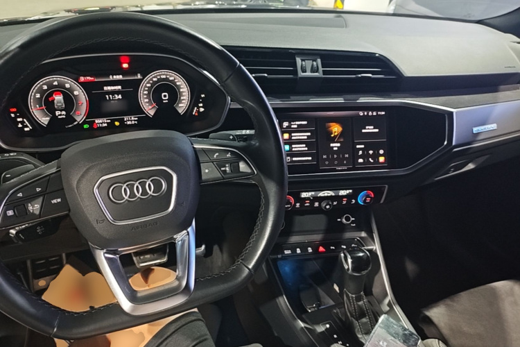 Audi Q3 2022 #10 Audi Q3 2022 immagine di auto #10