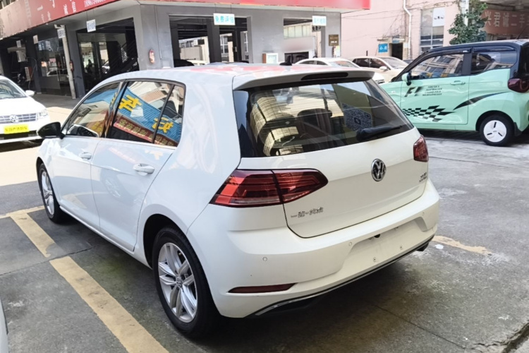 Volkswagen Golf 2019 #5 Volkswagen Golf 2019 car image #5