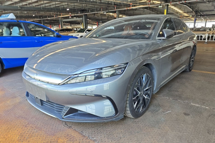 BYD Han 2022 car image #2