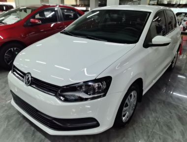 Volkswagen Polo 2018 immagine di auto 