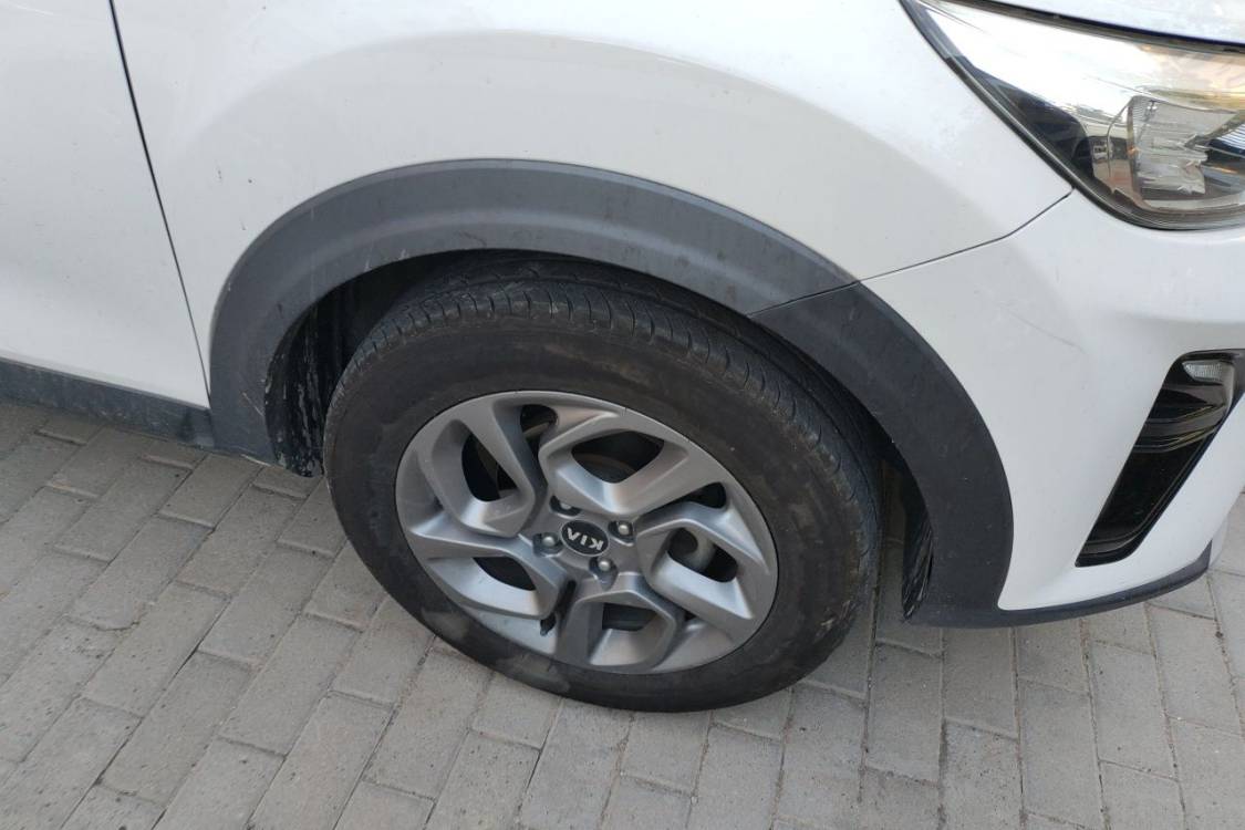 Kia KX1 2019 car image #9