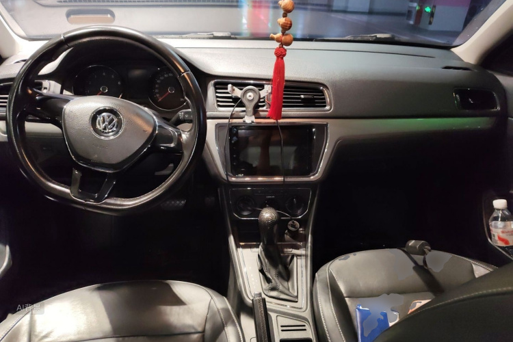 Volkswagen Lavida 2016 car image #11