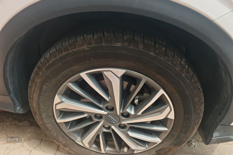 GEELY Coolray 2021 car image #9