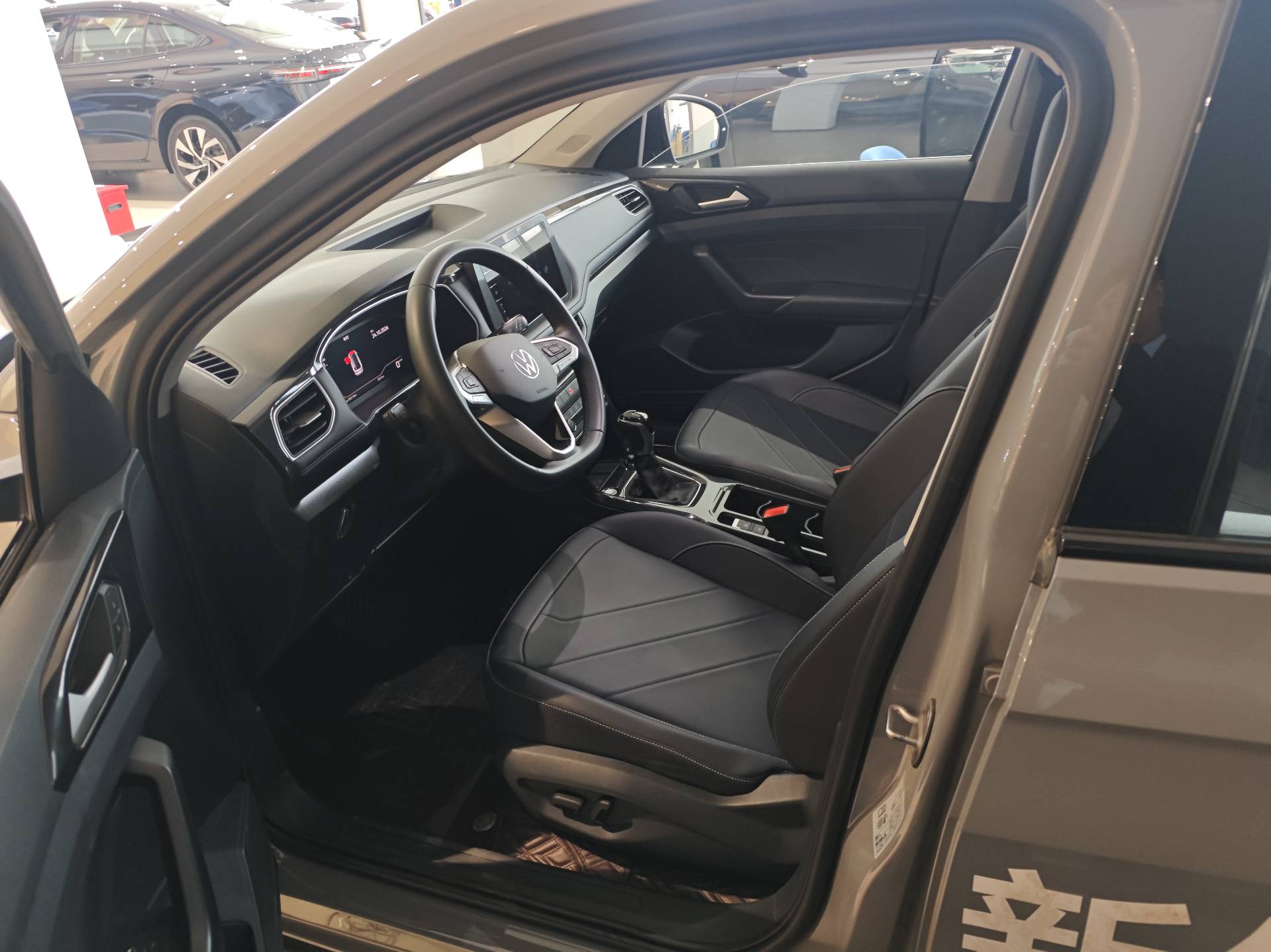 Volkswagen Tharu 2025 #3 Volkswagen Tharu 2025 immagine di auto #3