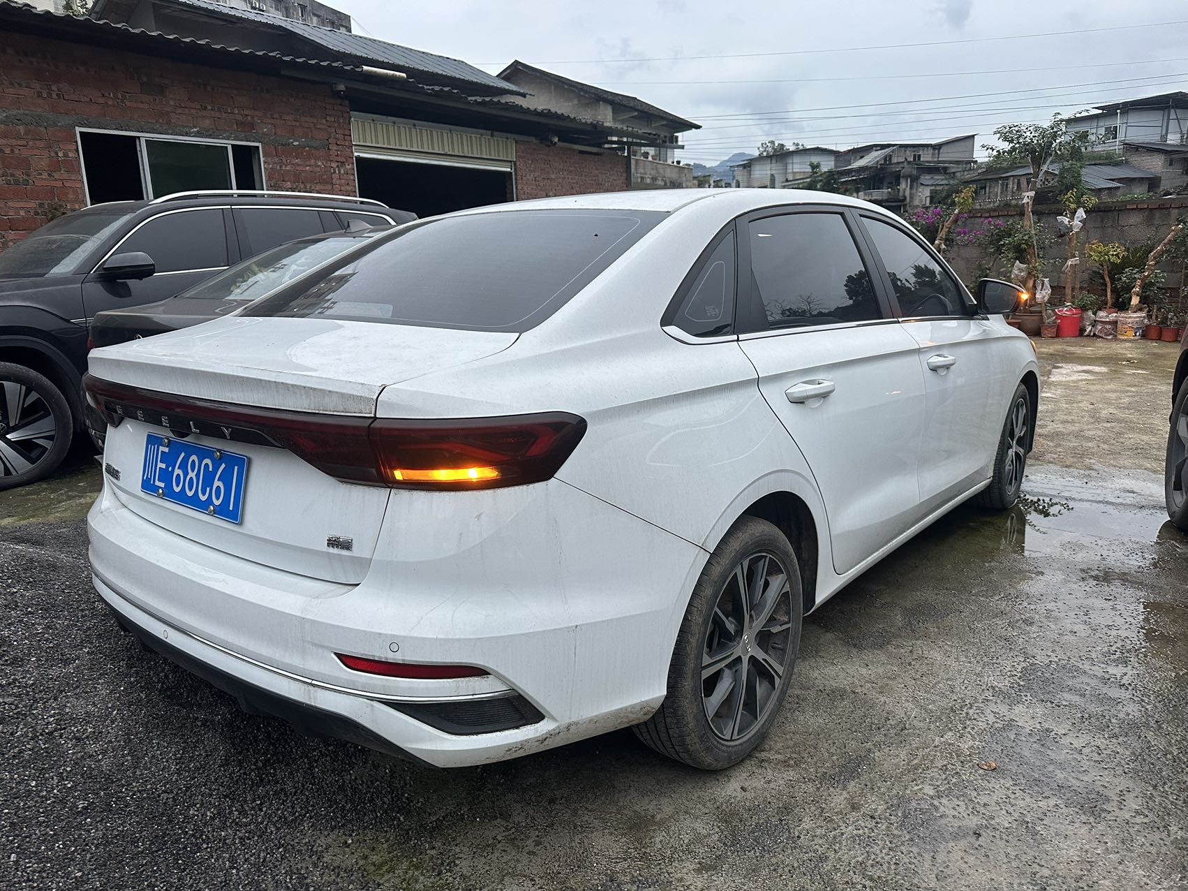 GEELY Emgrand 2023 #6 GEELY Emgrand 2023 car image #6