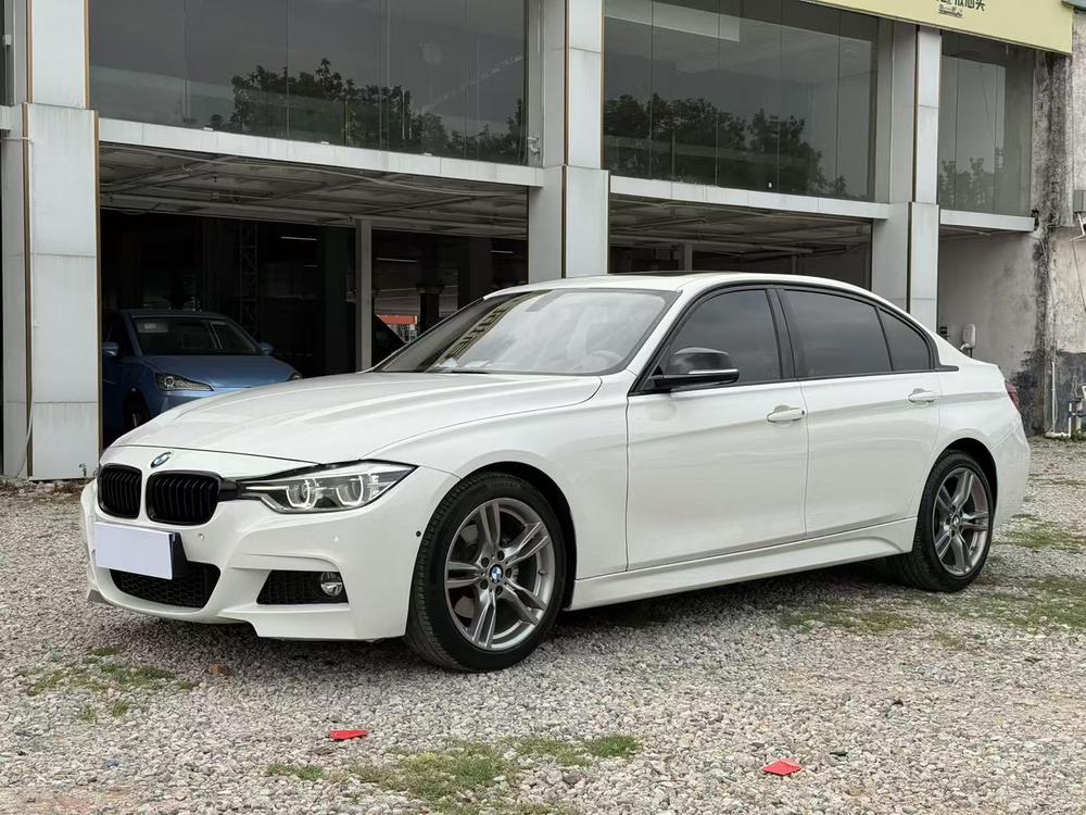 BMW 3 Series 2018 BMW 3 Series 2018 car image