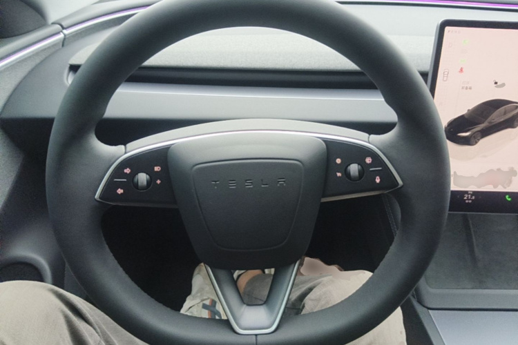Tesla Model 3 2024 #15 Tesla Model 3 2024 car image #15