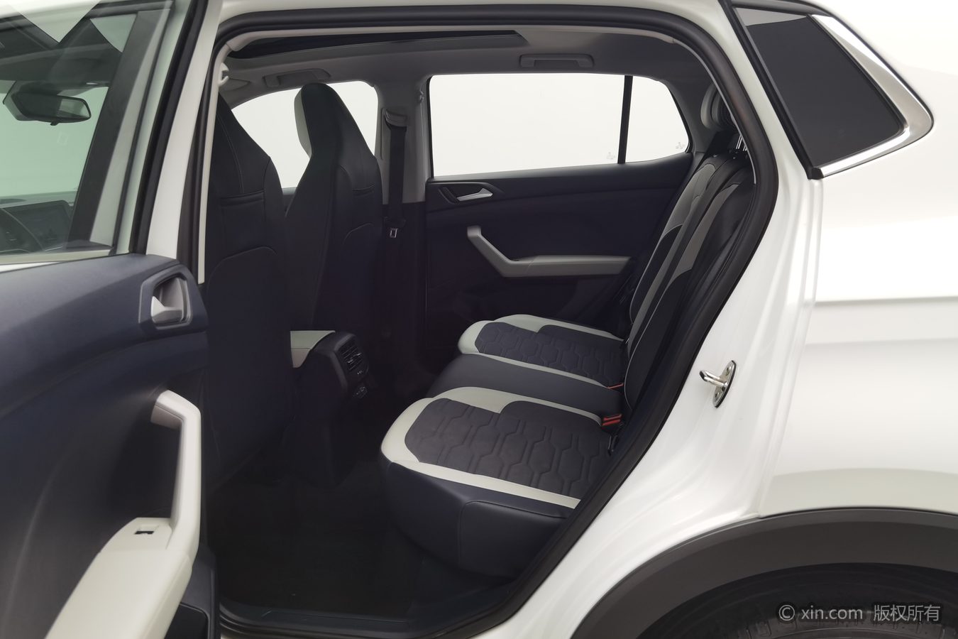 Volkswagen Tharu 2024 #16 Volkswagen Tharu 2024 imagem de carro #16