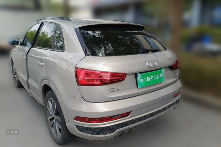 Audi Q3 2019 car image #5