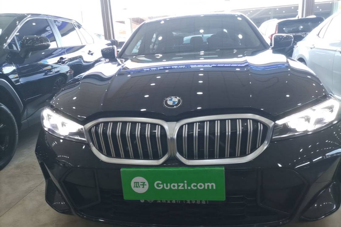 BMW 3 Series 2024 car image #3