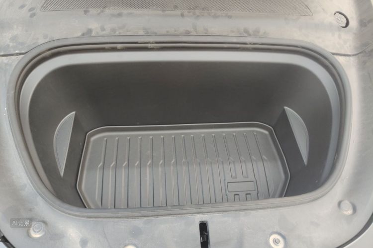 Tesla Model Y 2024 imagem de carro #22