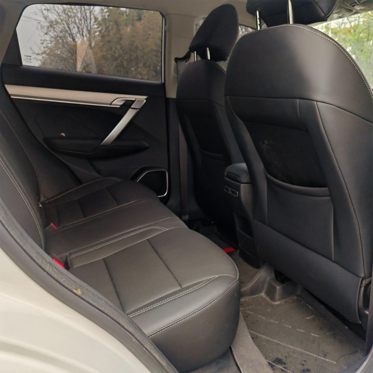 GEELY Coolray 2026 car image #4