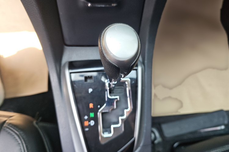 Toyota Corolla 2017 car image #17