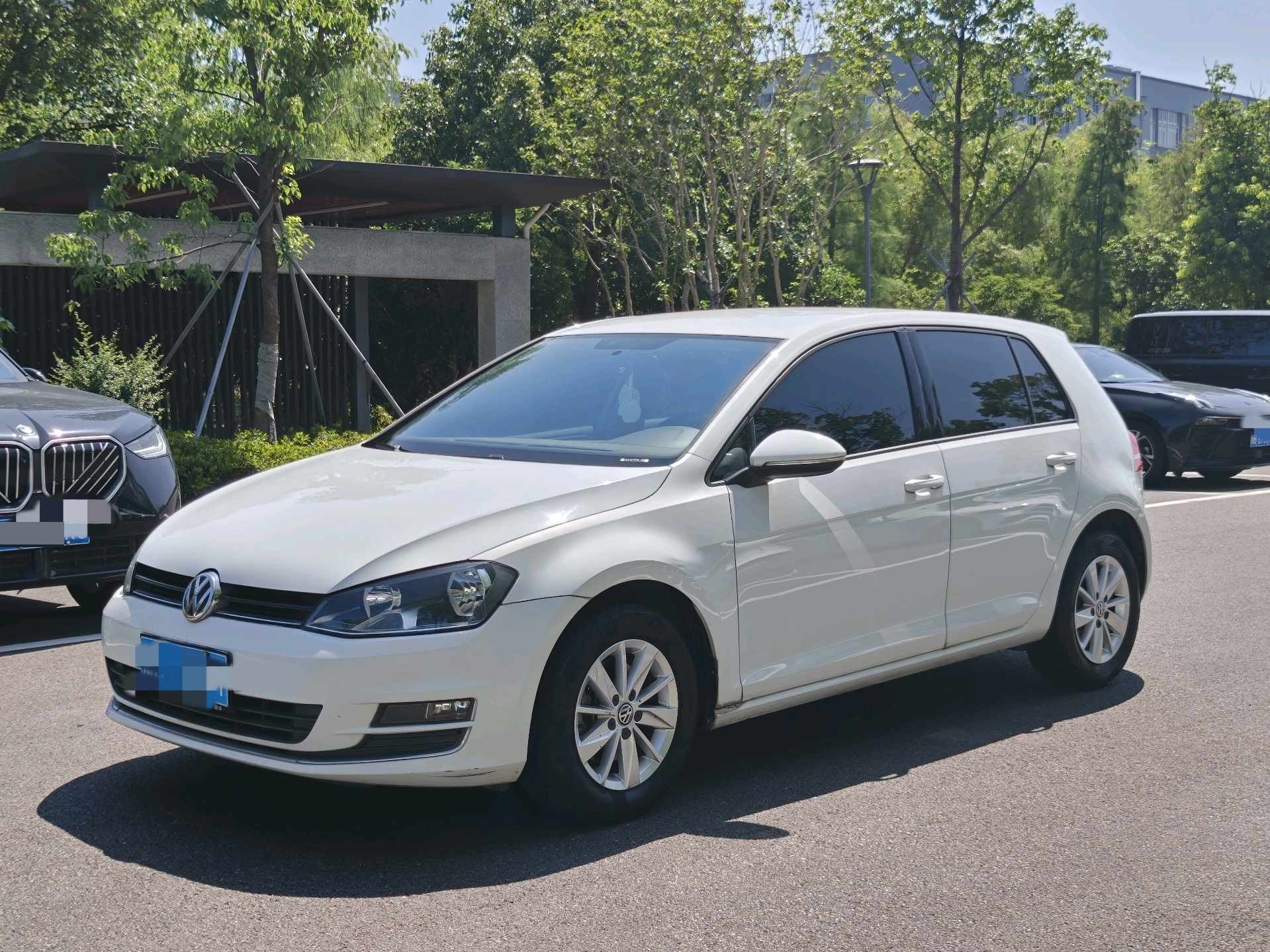 2016 2016 car image