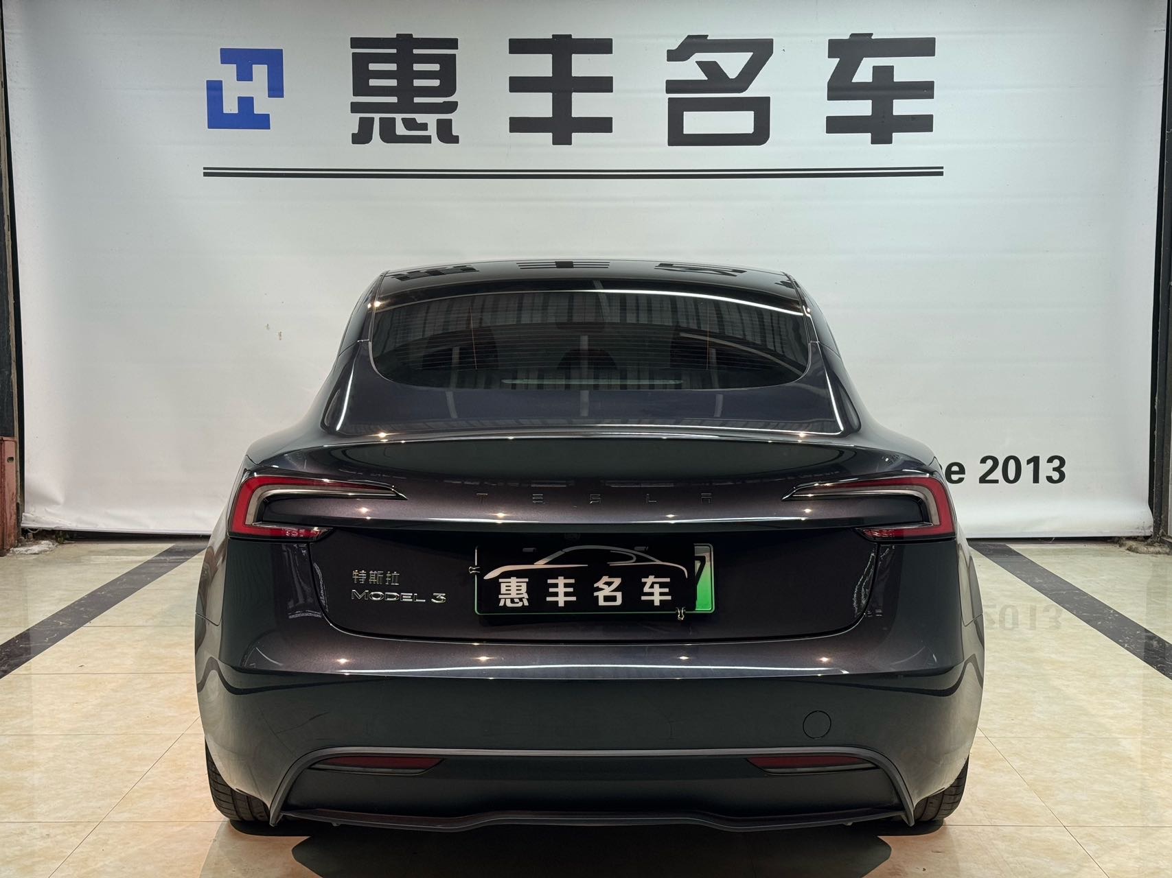 Tesla Model 3 2025 car image #7
