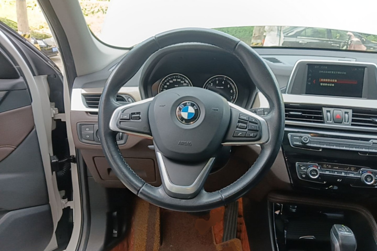 BMW X1 2018 #11 BMW X1 2018 car image #11