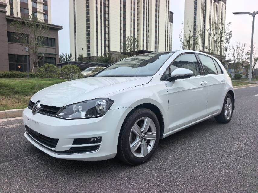 Volkswagen Golf 2015 Volkswagen Golf 2015 car image