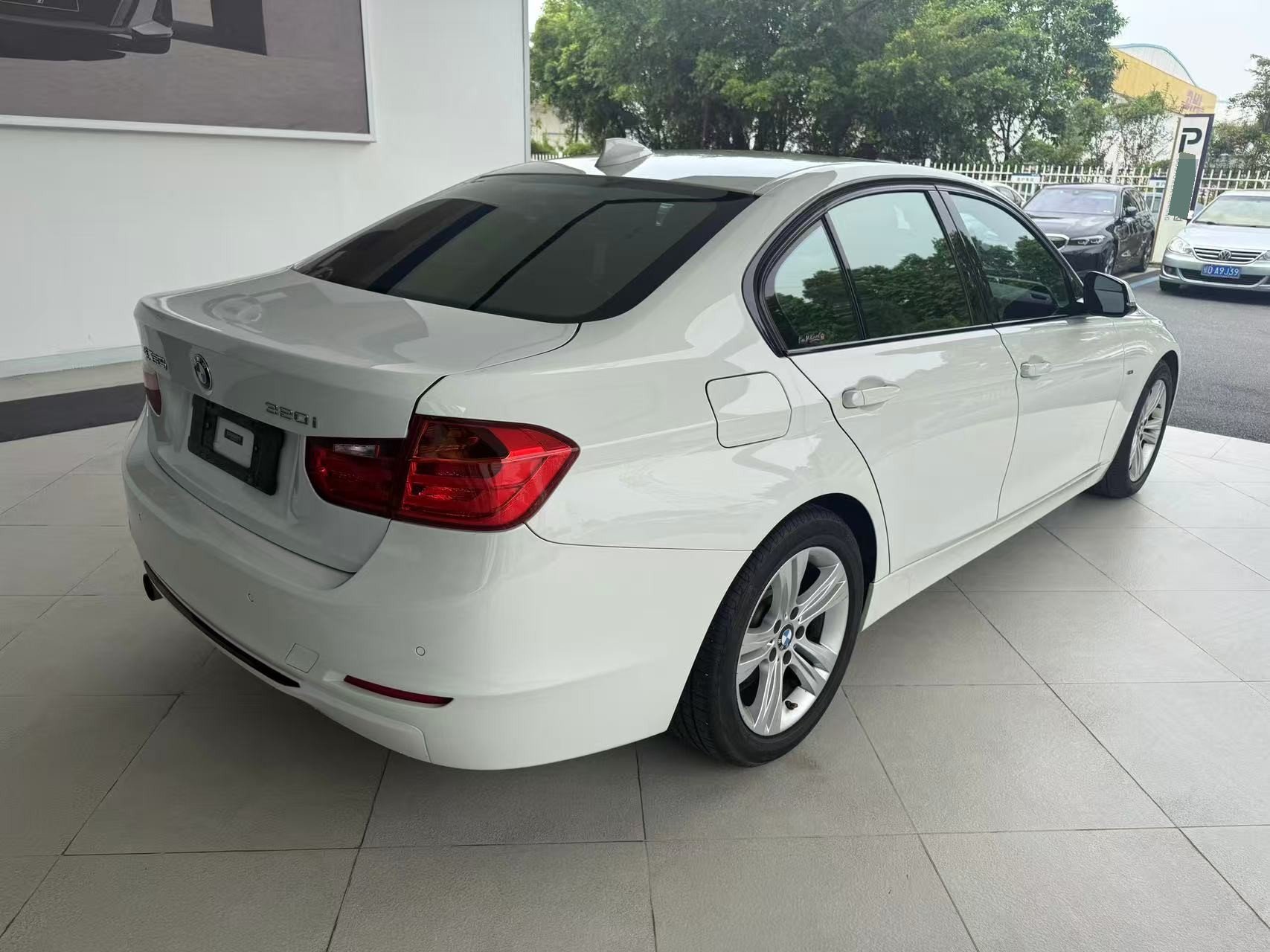 BMW 3 Series 2014 immagine di auto #7