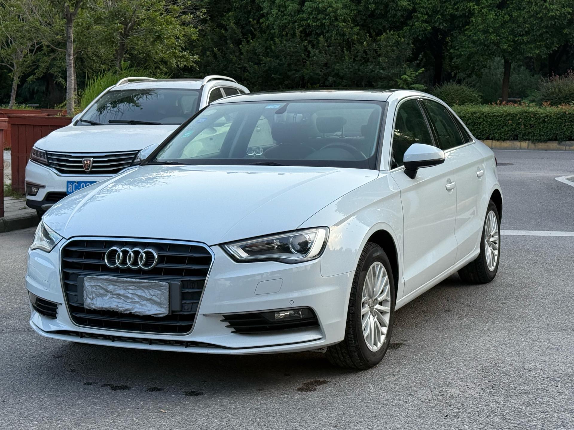 2016 2016 car image