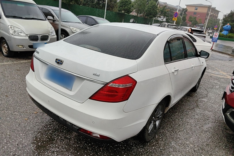 GEELY Emgrand 2016 car image #7