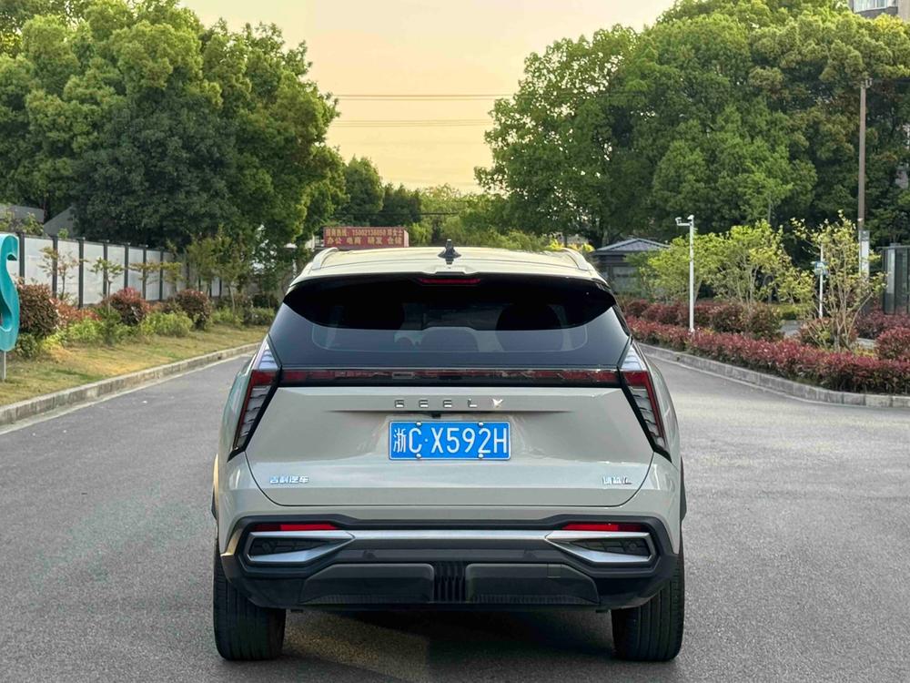 GEELY Boyue L 2025 car image #5
