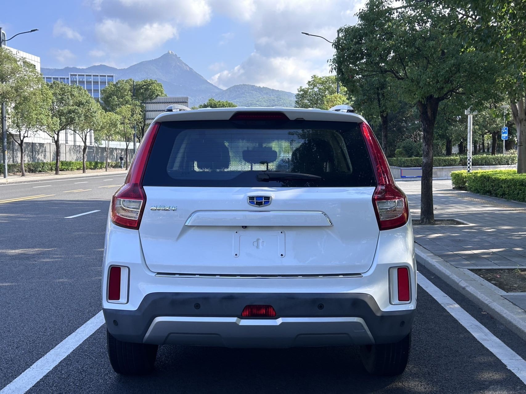 GEELY Vision X6 2016 #5 GEELY Vision X6 2016 car image #5