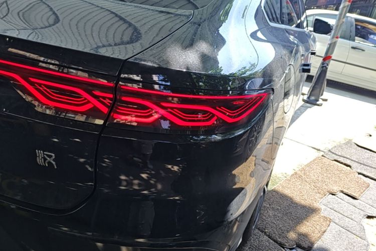 BYD Han 2024 car image #8
