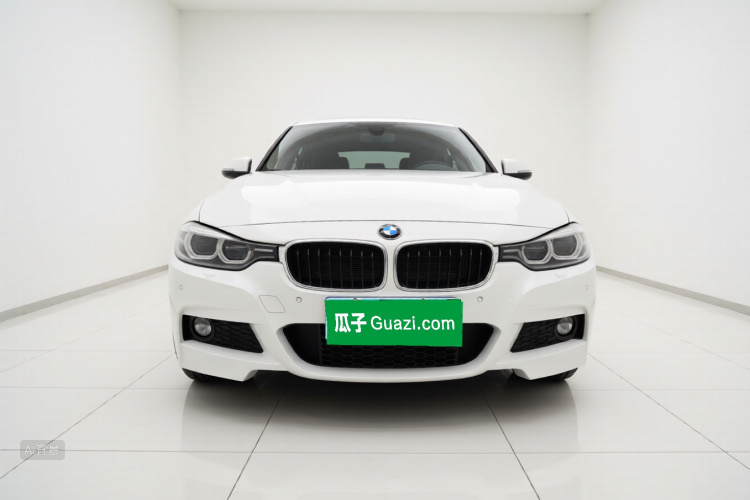 BMW 3 Series 2018 #3 BMW 3 Series 2018 car image #3