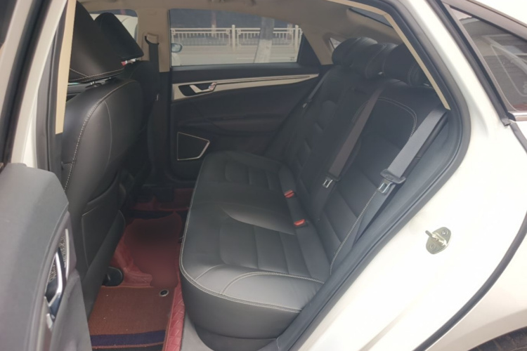 GEELY Emgrand GL 2019 car image #17