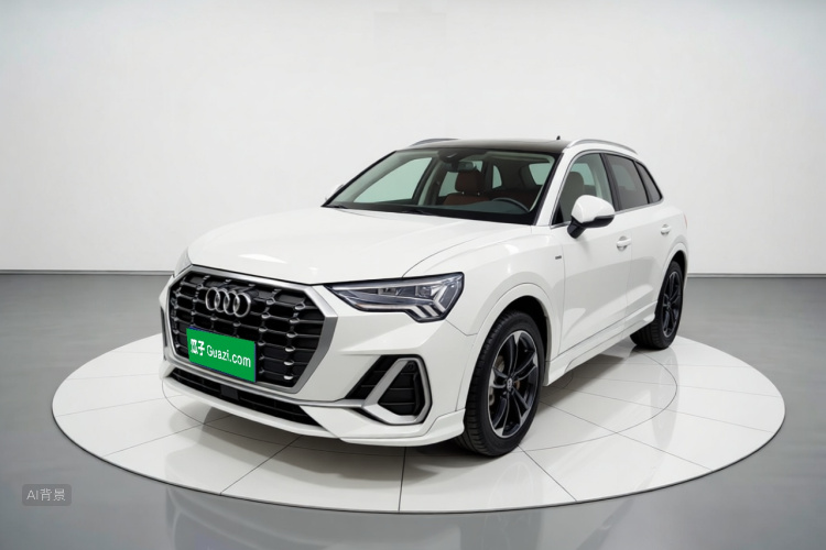 Audi Q3 2019 car image #2