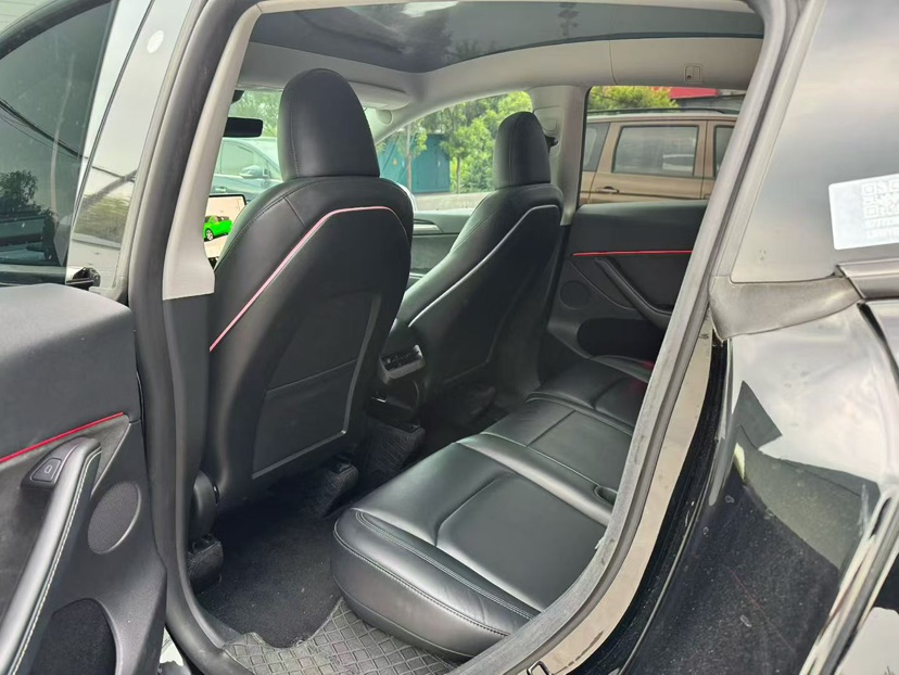 Tesla Model Y 2023 #9 Tesla Model Y 2023 car image #9