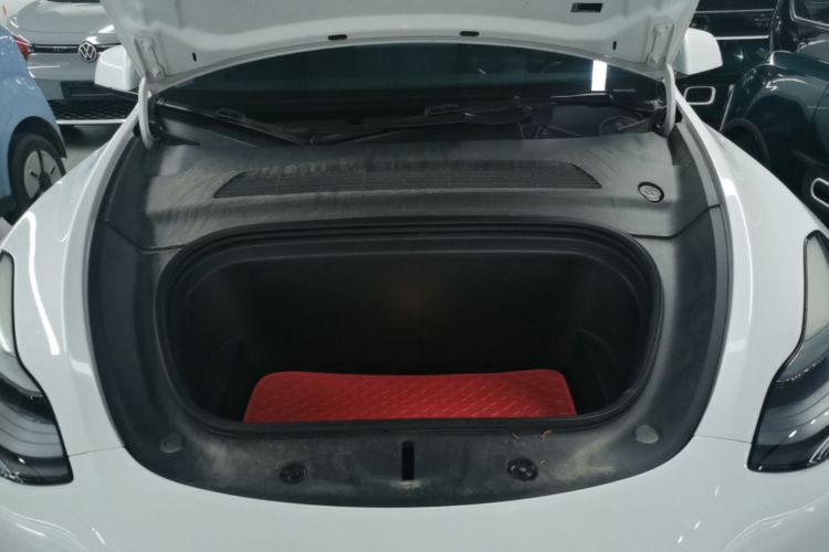 Tesla Model Y 2022 #20 Tesla Model Y 2022 car image #20