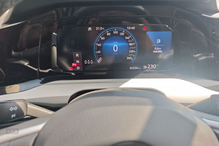 Volkswagen Golf 2023 imagem de carro #13